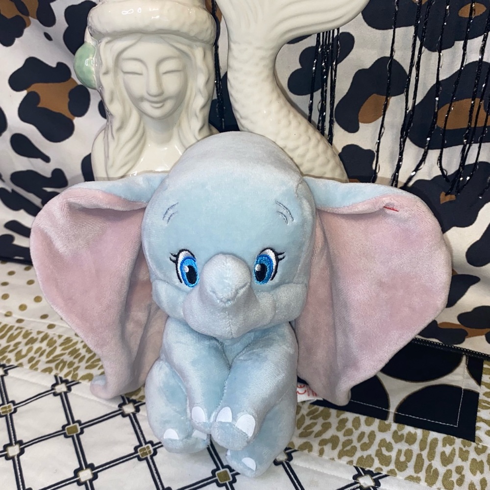 TY DISNEY DUMBO THE ADORABLE ELEPHANT 
PLUSH ANIMAL TOY